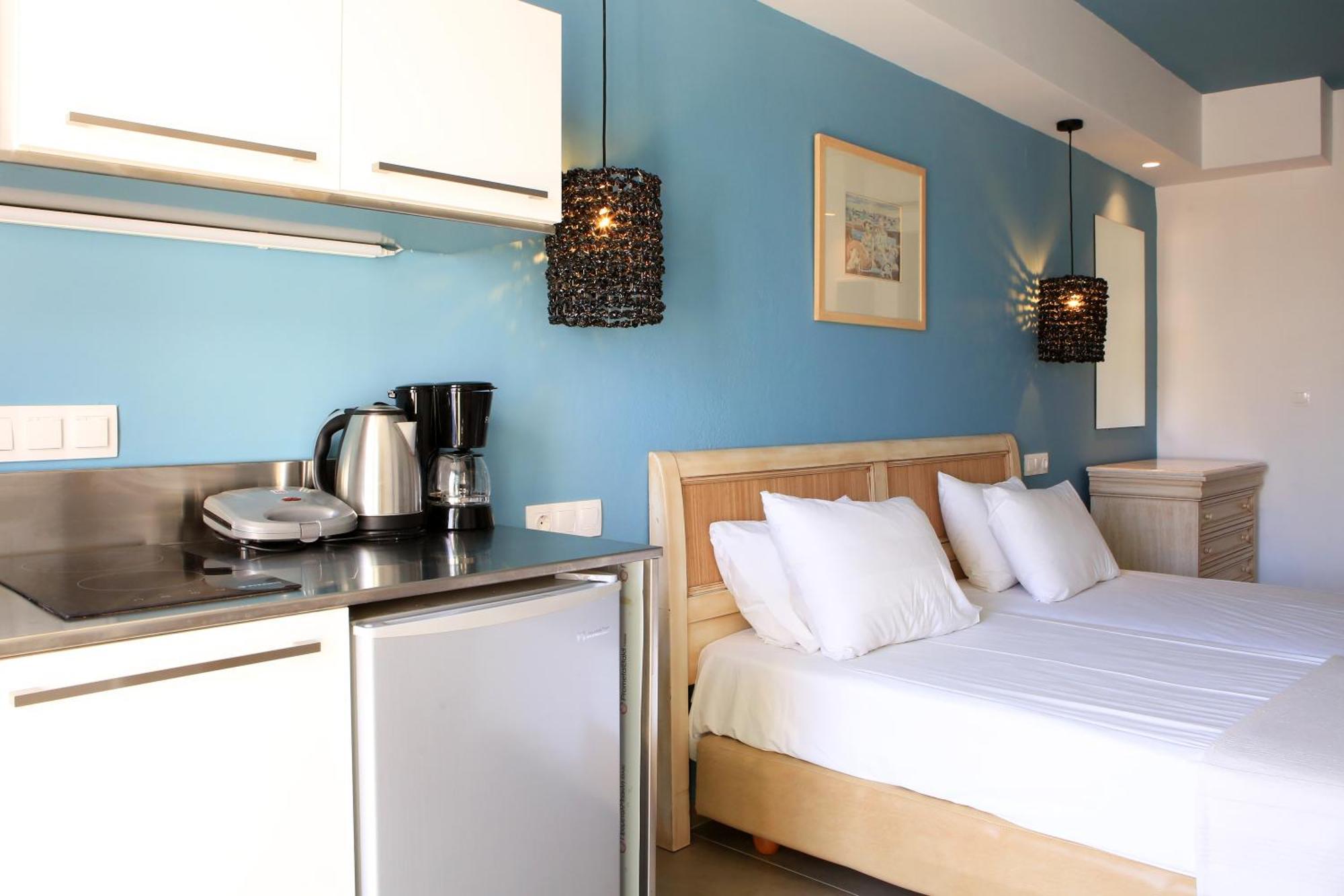 הרסוניסוס Mika Villas & Suites חדר תמונה